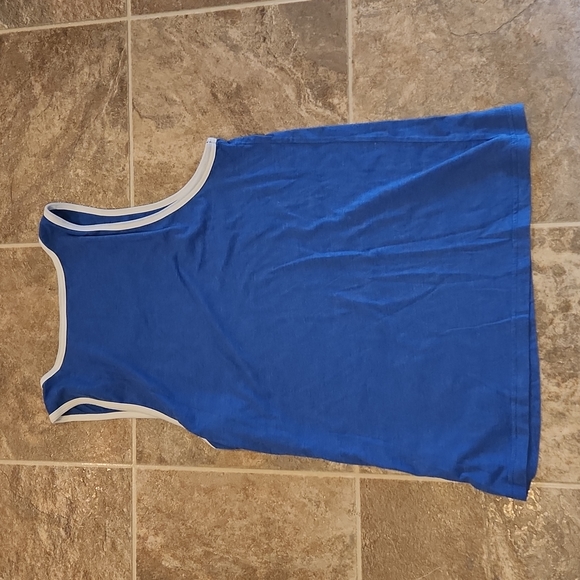 RVCA - Picture 3 of 3